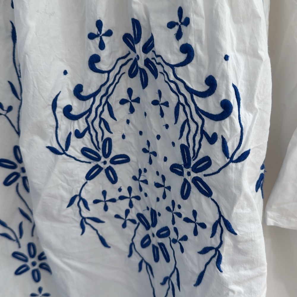 Roller Rabbit Embroidered Dress - Picture 5 of 16
